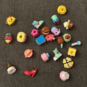 29 assorted older collection Shopkins